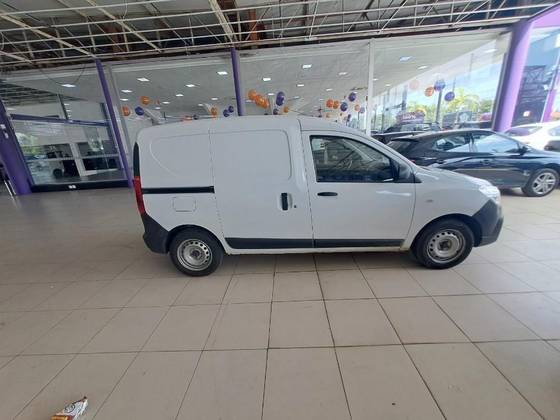 RENAULT KANGOO 1.6 16V SCE FLEX ADVANCED MANUAL RENAULT KANGOO 1.6 16V SCE FLEX ADVANCED MANUAL